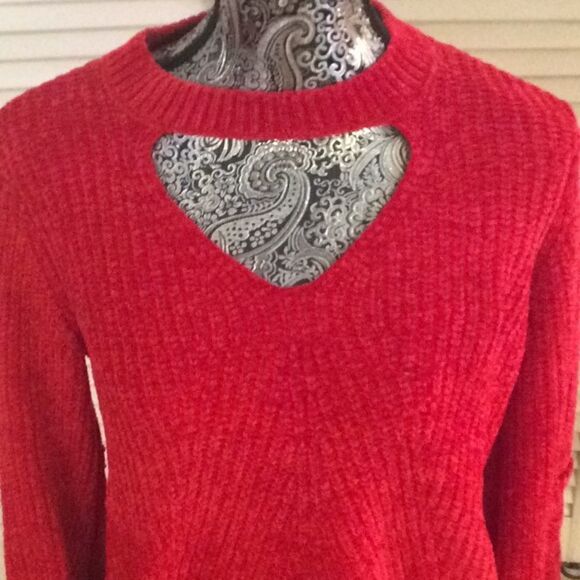 Super soft Recycled Poly Red Hot Sweater 11-13 L - Picture 2 of 11